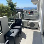 Sunrose Residences *
