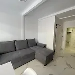 Sunrose Residences Apartamento *