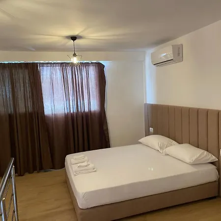 아파트 Sunrose Residences