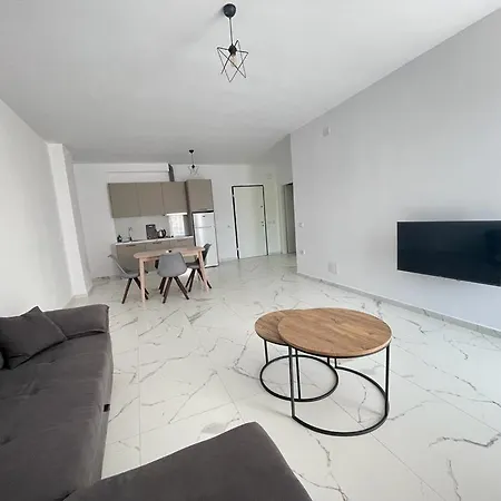 Sunrose Residences Apartment *