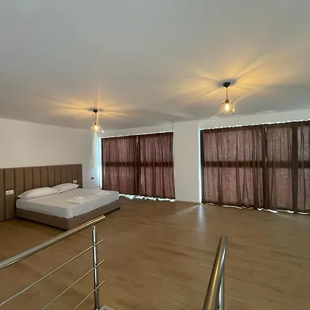 Sunrose Residences 아파트 Sarandë