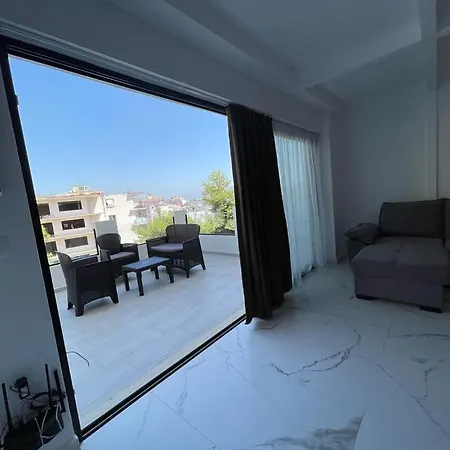 Sunrose Residences Sarandë