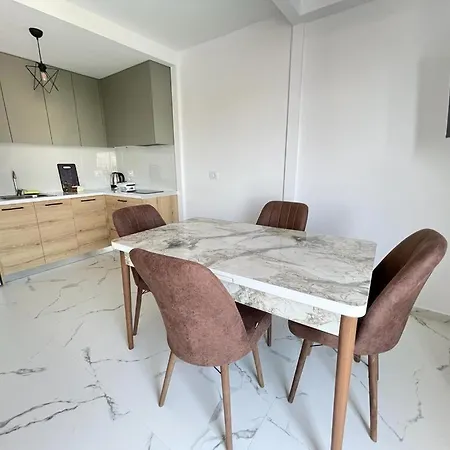 Sunrose Residences Sarandë