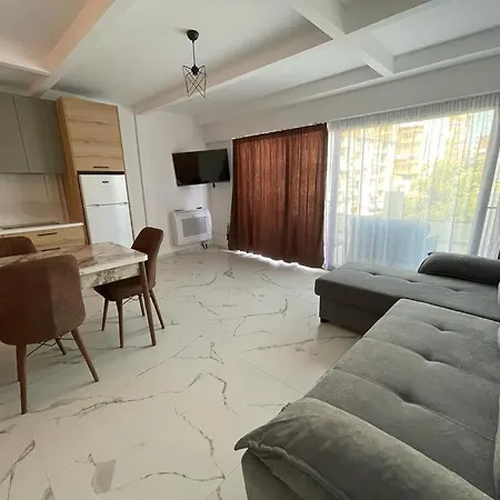 아파트 Sunrose Residences