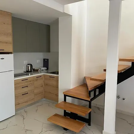 Sunrose Residences *