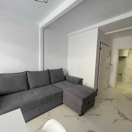 Sunrose Residences Apartment *