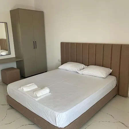 Lejlighed Sunrose Residences