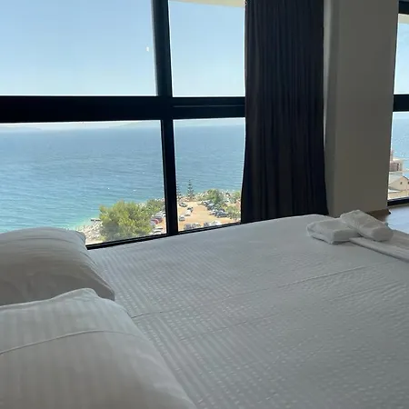 Sunrose Residences Sarandë