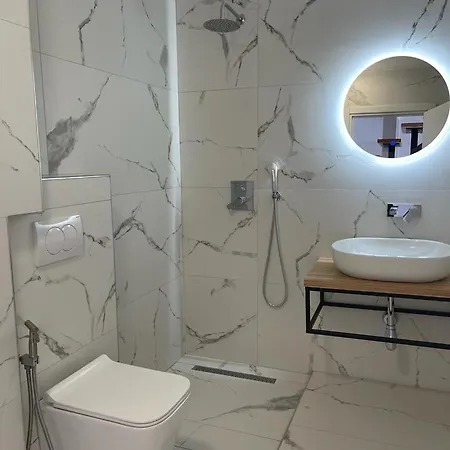 Sunrose Residences *