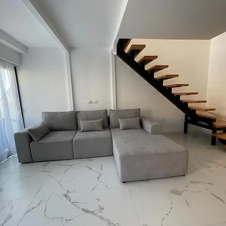 Sunrose Residences Sarandë