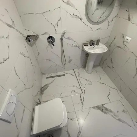 Sunrose Residences *