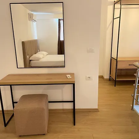 Sunrose Residences Apartamento *