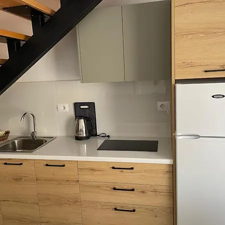 Sunrose Residences Apartamento Sarandë