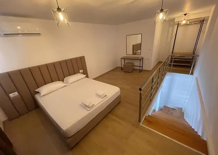 Sunrose Residences *