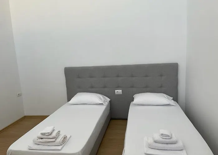 Sunrose Residences * Sarandë