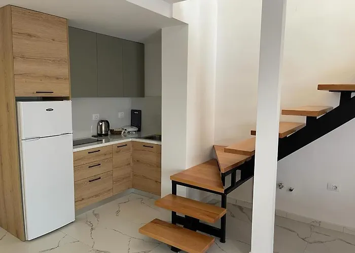 Sunrose Residences *