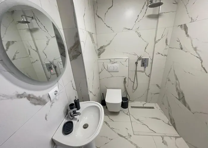 Sunrose Residences *